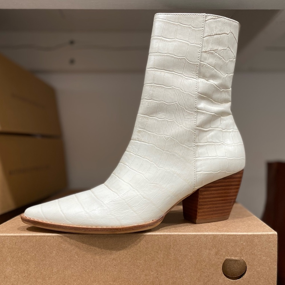 ⚠️❗️NEVER WORN Matisse Caty Bone Croc